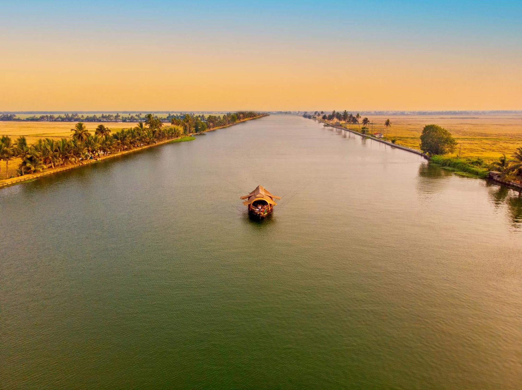 Spice Coast Cruises - Houseboat, A Cgh Earth Experience Hotel Alappuzha Luaran gambar
