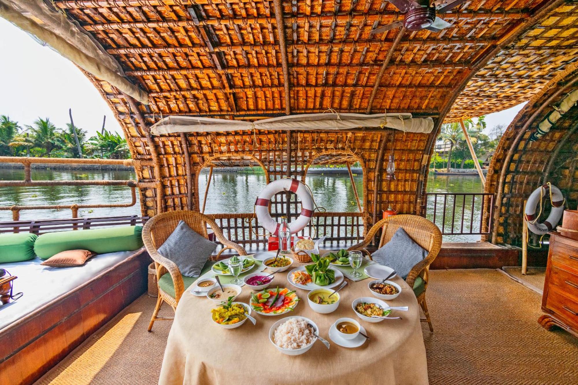 Spice Coast Cruises - Houseboat, A Cgh Earth Experience Hotel Alappuzha Luaran gambar