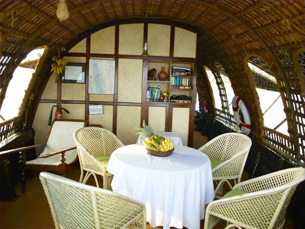 Spice Coast Cruises - Houseboat, A Cgh Earth Experience Hotel Alappuzha Luaran gambar