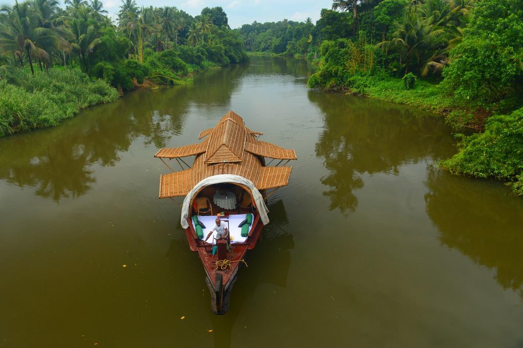 Spice Coast Cruises - Houseboat, A Cgh Earth Experience Hotel Alappuzha Luaran gambar
