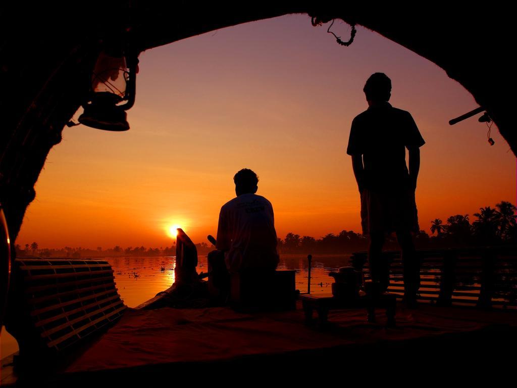 Spice Coast Cruises - Houseboat, A Cgh Earth Experience Hotel Alappuzha Luaran gambar